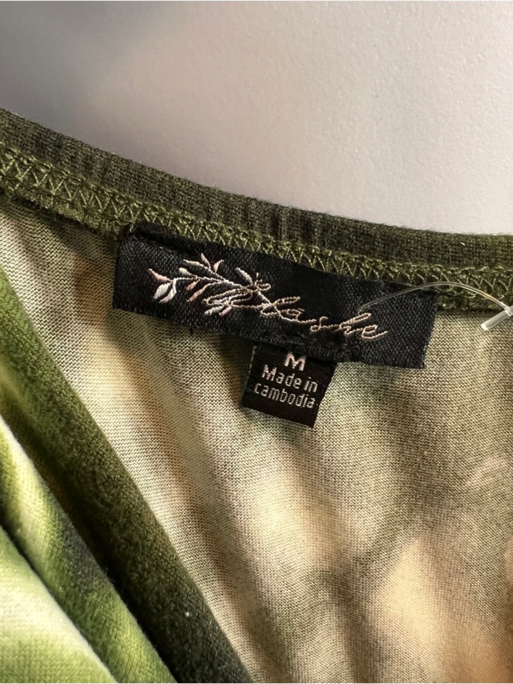 BLASHE NWT Tie Dye Maxi Keyhole Front Soft Size M - Picture 6 of 9